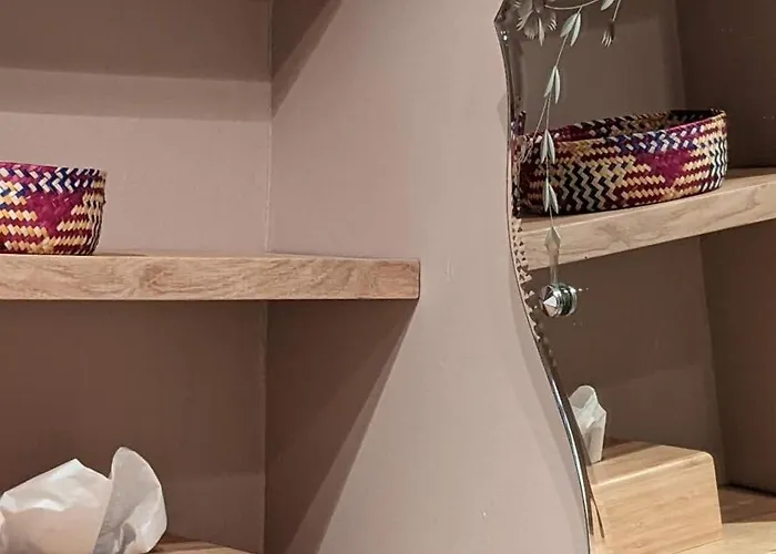 Le Clos Du Perret Bed and breakfast 3*
