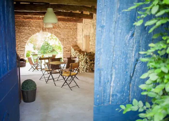 Le Clos Du Perret Bed and breakfast Chaussan