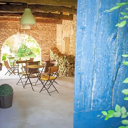 Le Clos Du Perret 3* Chaussan