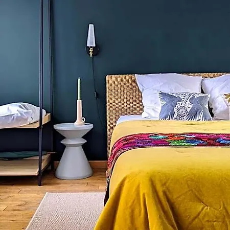 Bed & Breakfast Le Clos Du Perret Chaussan