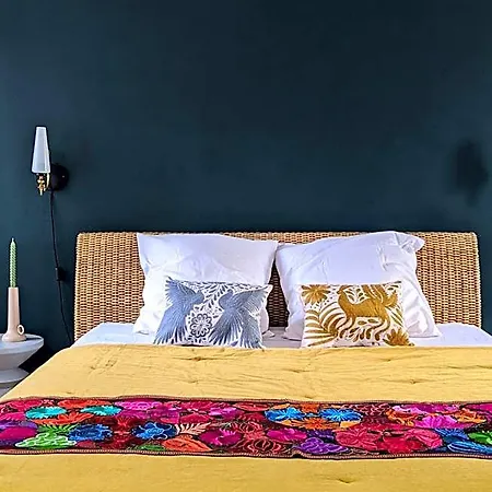Bed & Breakfast Le Clos Du Perret Chaussan